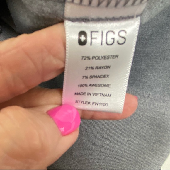 Figs Technical Collection Size XXL Graphite Gray V Neck Scrub Top 3 Pockets - Picture 13 of 14